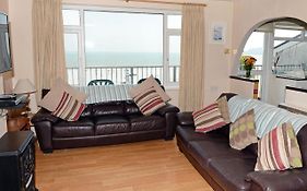 Sea View Apartment - Sea Front Apartment With Views